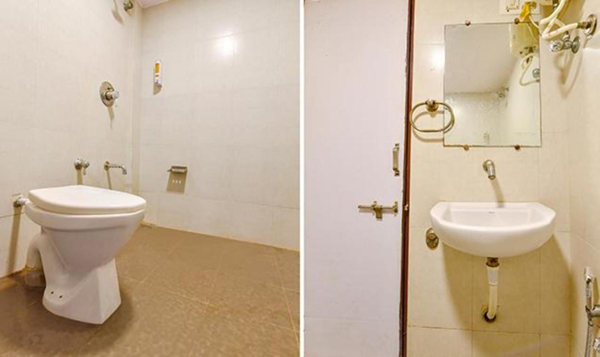 Hotel O Blue Moon Ahmedabad Bagian luar foto